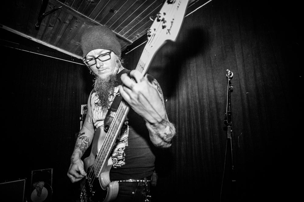 Facing Extinction, Old Nick's Pub, photo by Sam Gehrke