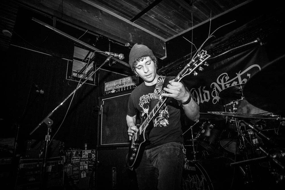 Facing Extinction, Old Nick's Pub, photo by Sam Gehrke
