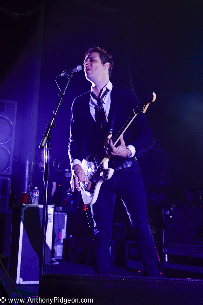The Kills, Roseland Theater, photo by Anthony Pidgeon
