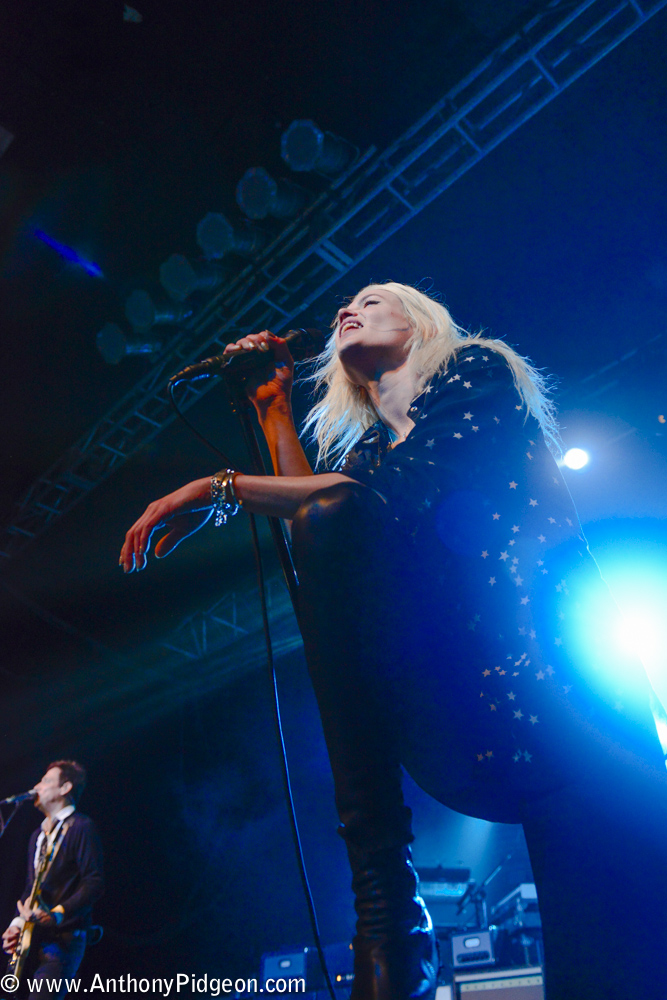 The Kills, Roseland Theater, photo by Anthony Pidgeon