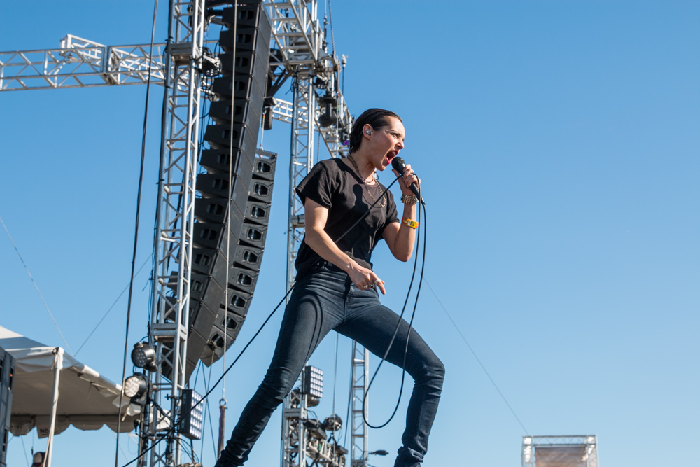 Savages, Sasquatch! Festival, Gorge Amphitheatre, photo by Henry Novak