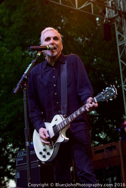 Everclear, Tom McCall Waterfront Park, KINK, photo by John Alcala