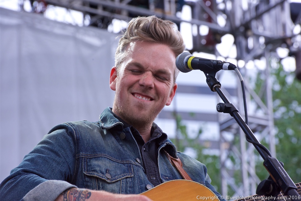 Greg Holden, Tom McCall Waterfront Park, KINK, photo by John Alcala