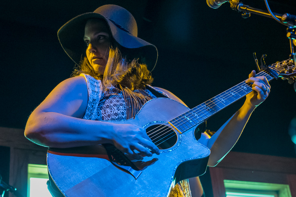 Elke Robitaille, Alberta Street Pub, photo by Miss Ellanea