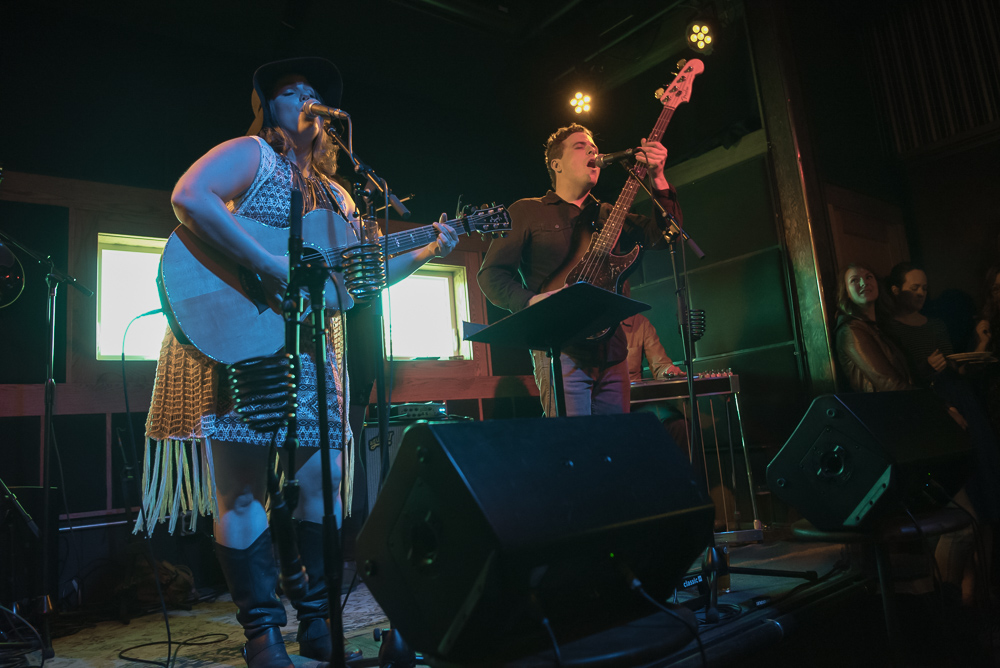 Elke Robitaille, Alberta Street Pub, photo by Miss Ellanea