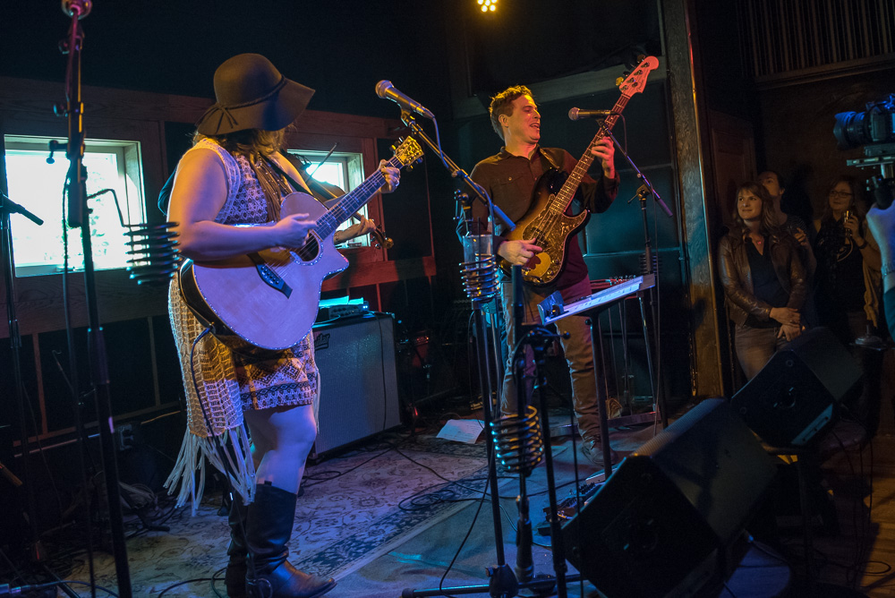 Elke Robitaille, Alberta Street Pub, photo by Miss Ellanea