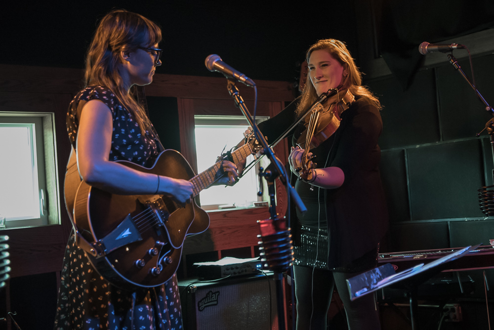 Stephanie Strange, Alberta Street Pub, photo by Miss Ellanea