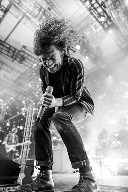 Cage The Elephant, Edgefield Amphitheater, photo by Sydnie Kobza