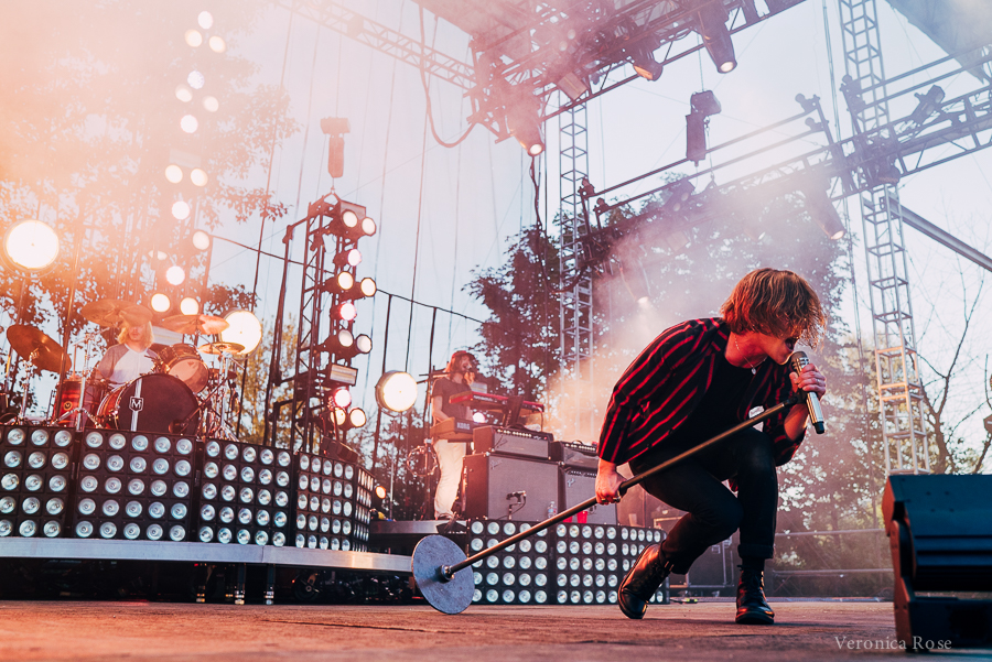 Cage The Elephant, Edgefield Amphitheater, photo by Veronica Rose