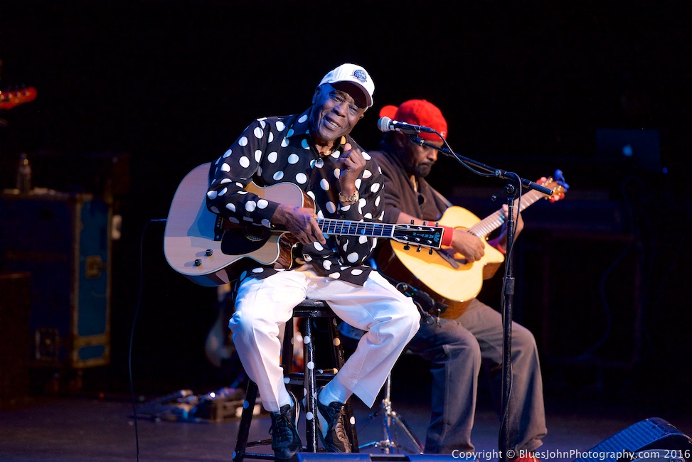 Buddy Guy, Edmonds Center for the Arts, photo by John Alcala