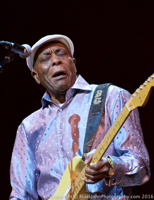 Buddy Guy, Pantages Theater, photo by John Alcala