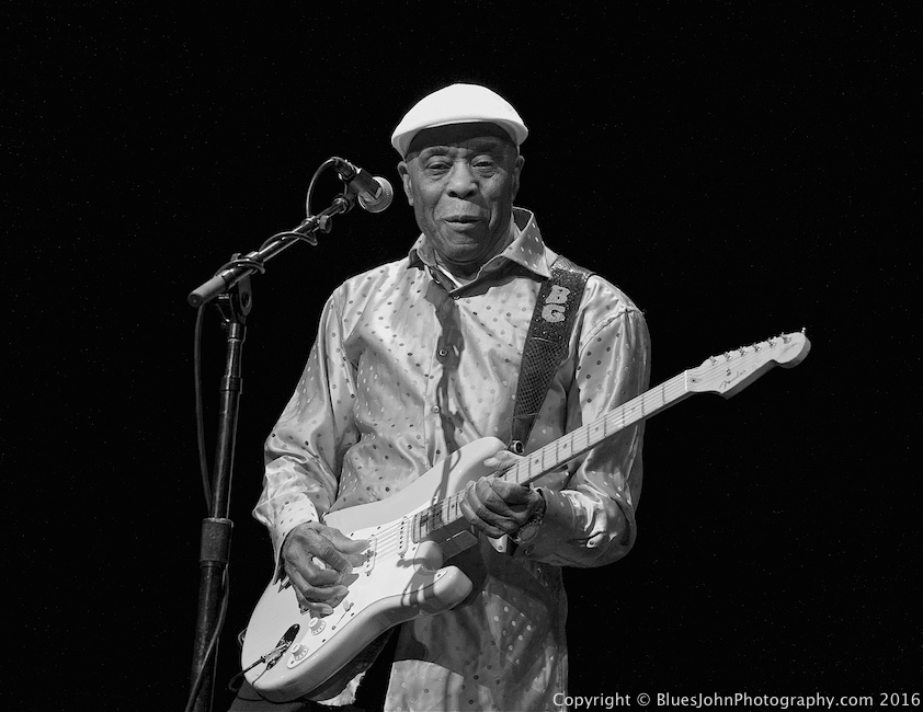 Buddy Guy, Pantages Theater, photo by John Alcala