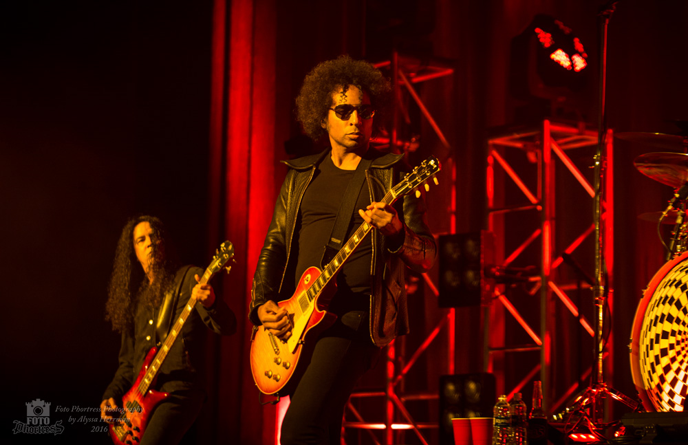 Alice In Chains, Arlene Schnitzer Concert Hall, photo by Alyssa Herrman