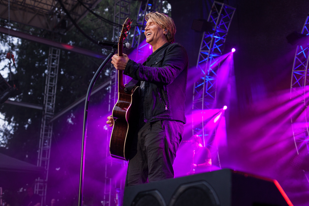 Goo Goo Dolls, Edgefield Amphitheater, photo by Blake Sourisseau