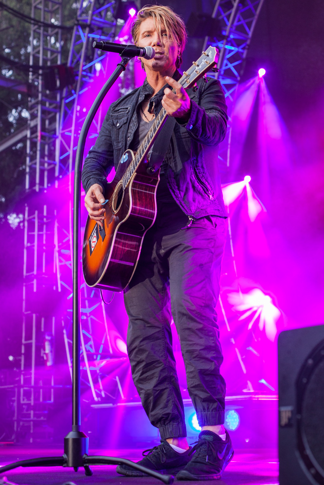 Goo Goo Dolls, Edgefield Amphitheater, photo by Blake Sourisseau