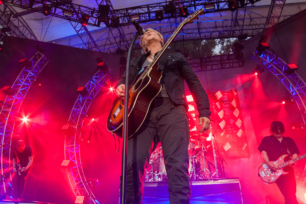 Goo Goo Dolls, Edgefield Amphitheater, photo by Blake Sourisseau