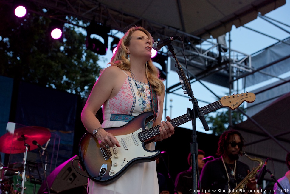 Tedeschi Trucks Band, Waterfront Blues Festival, Tom McCall Waterfront Park, photo by John Alcala