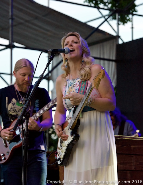 Tedeschi Trucks Band, Waterfront Blues Festival, Tom McCall Waterfront Park, photo by John Alcala
