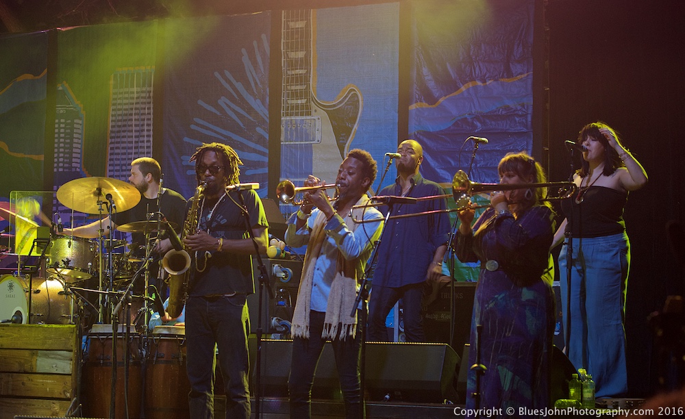 Tedeschi Trucks Band, Waterfront Blues Festival, Tom McCall Waterfront Park, photo by John Alcala