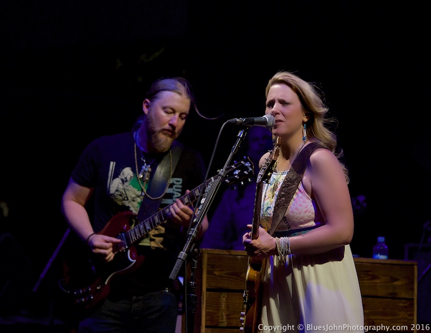 Tedeschi Trucks Band, Waterfront Blues Festival, Tom McCall Waterfront Park, photo by John Alcala