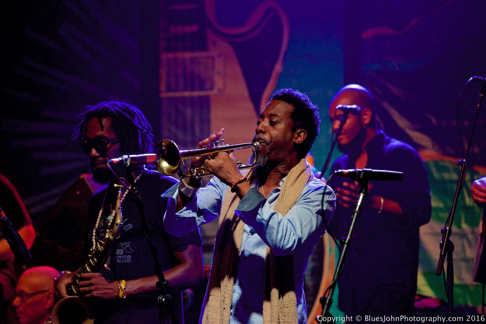 Tedeschi Trucks Band, Waterfront Blues Festival, Tom McCall Waterfront Park, photo by John Alcala