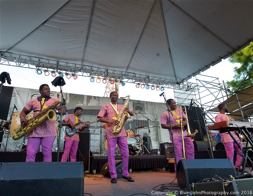 Waterfront Blues Festival, Tom McCall Waterfront Park, photo by John Alcala
