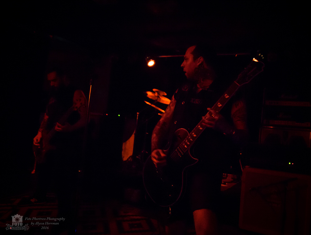 Hands of Thieves, Tonic Lounge [CLOSED], photo by Alyssa Herrman