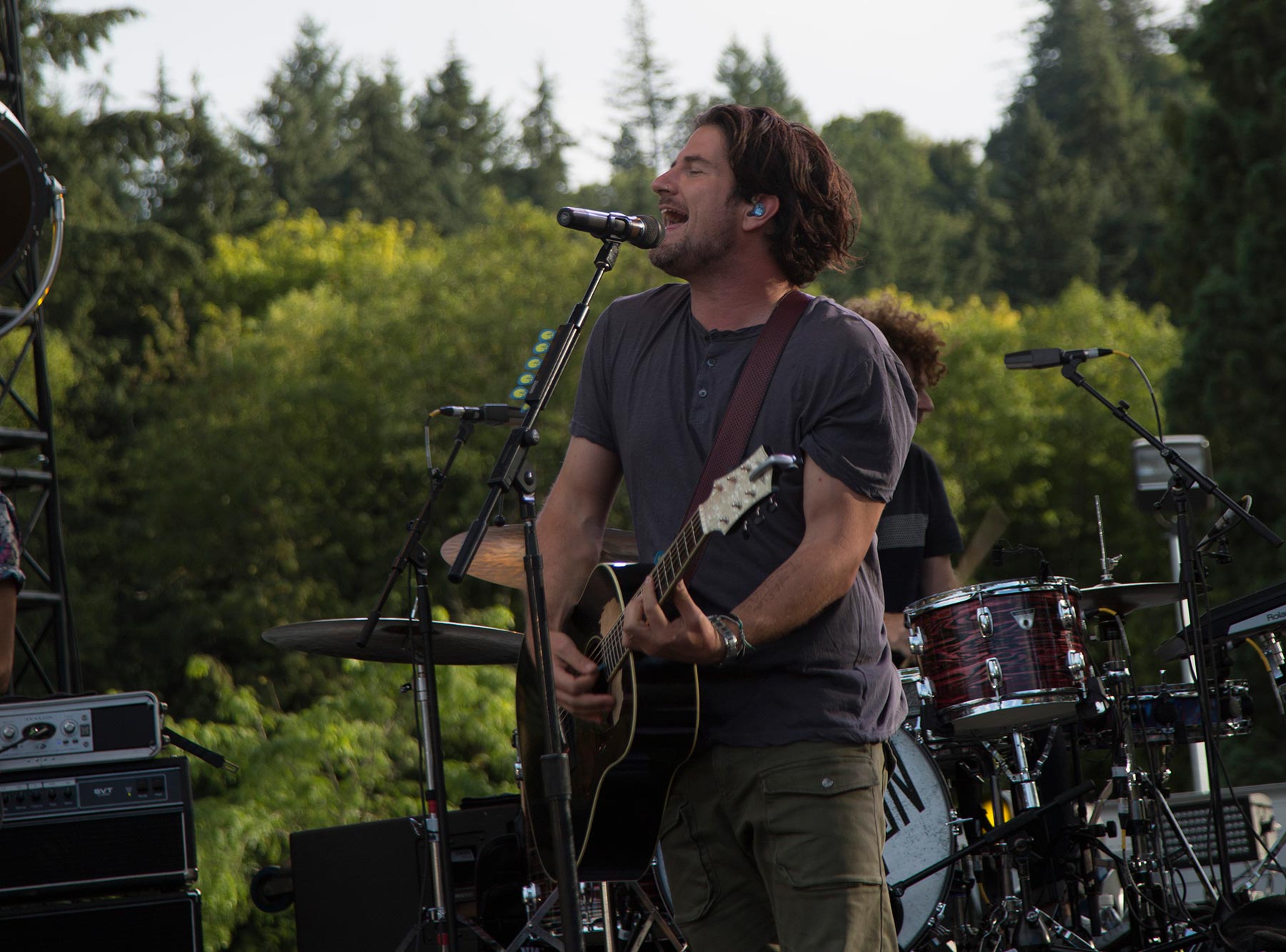 Matt Nathanson, Oregon Zoo Amphitheatre, photo by Dawn Marks