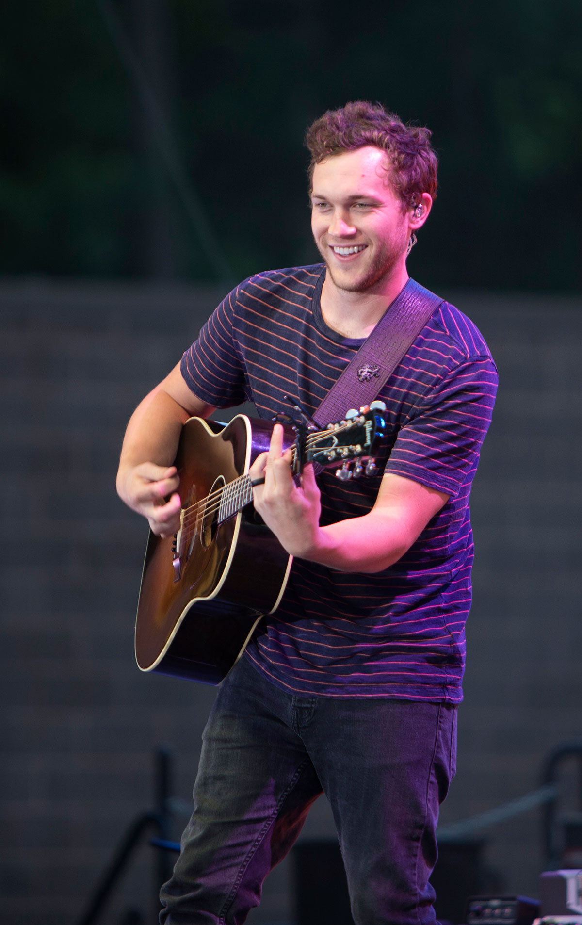 Phillip Phillips, Oregon Zoo Amphitheatre, photo by Dawn Marks