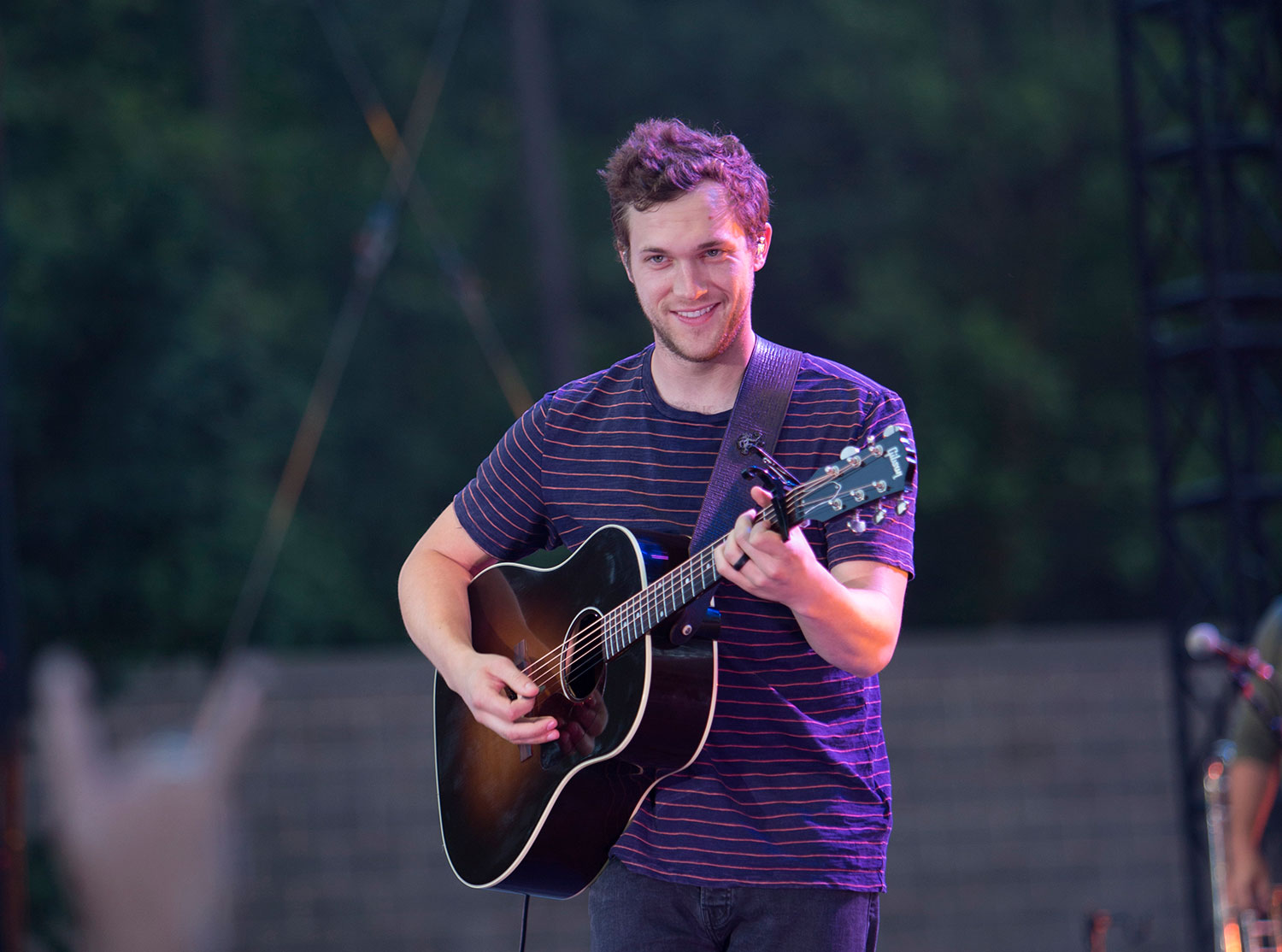 Phillip Phillips, Oregon Zoo Amphitheatre, photo by Dawn Marks