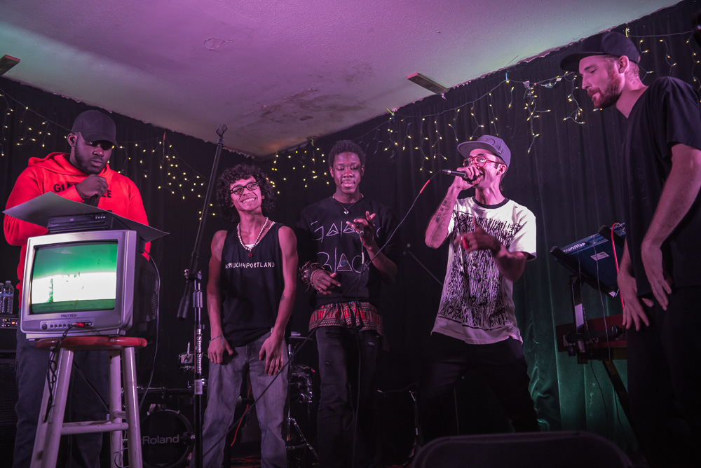 Friends of Noise, photo by Miss Ellanea