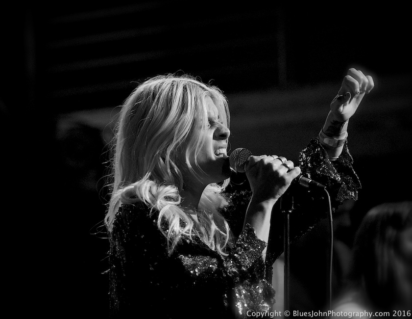 Thanks, Mississippi Studios, photo by John Alcala