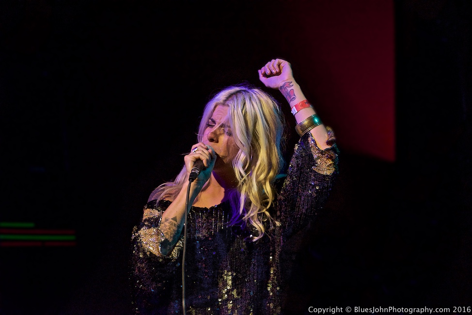 Thanks, Mississippi Studios, photo by John Alcala