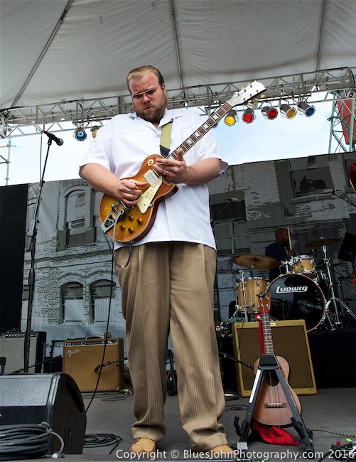 Waterfront Blues Festival, Tom McCall Waterfront Park, photo by John Alcala