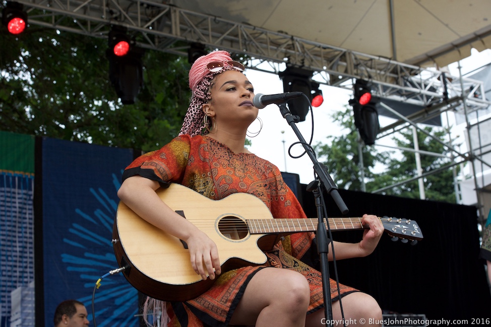 Waterfront Blues Festival, Tom McCall Waterfront Park, photo by John Alcala