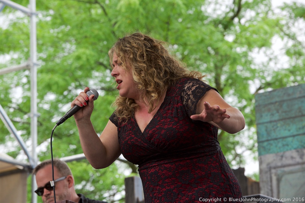 Waterfront Blues Festival, Tom McCall Waterfront Park, photo by John Alcala