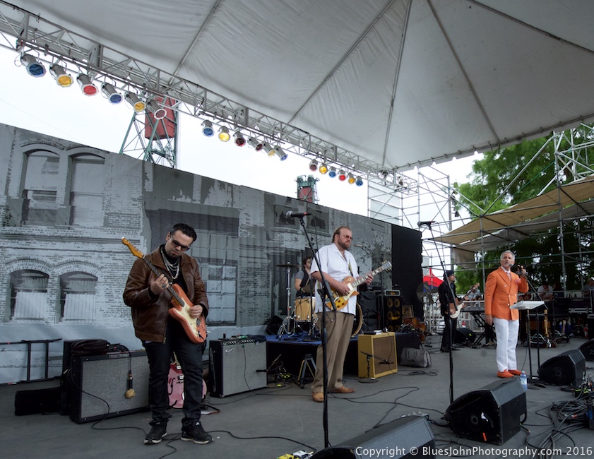 Waterfront Blues Festival, Tom McCall Waterfront Park, photo by John Alcala