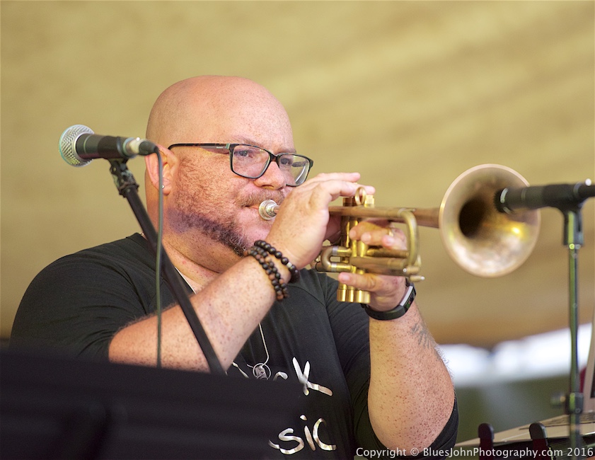 The Othership Connection, Farnell Newton, Cathedral Park Jazz Festival, photo by John Alcala