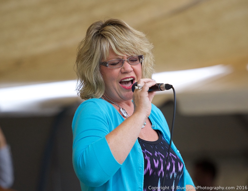 Rebecca Hardiman, Cathedral Park Jazz Festival, photo by John Alcala