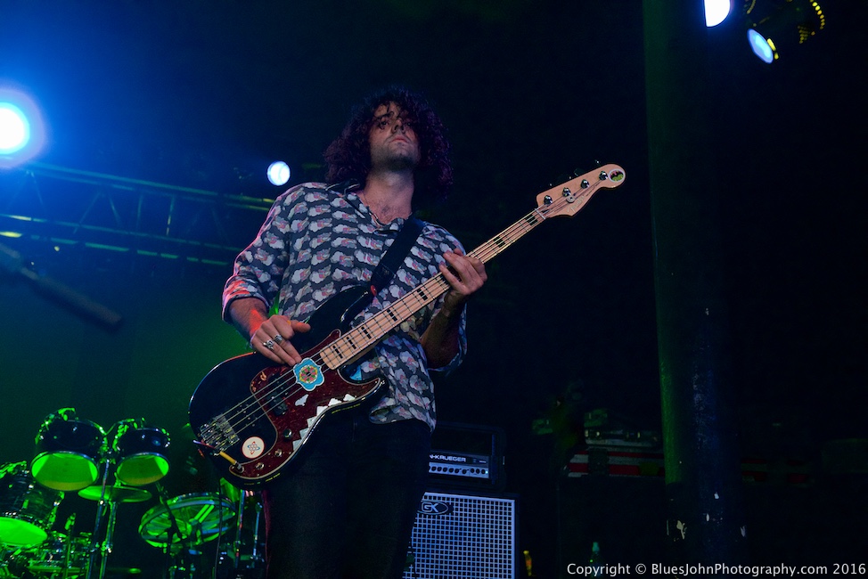 JJUUJJUU, Roseland Theater, photo by John Alcala