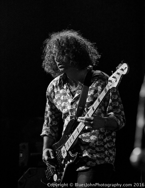 JJUUJJUU, Roseland Theater, photo by John Alcala