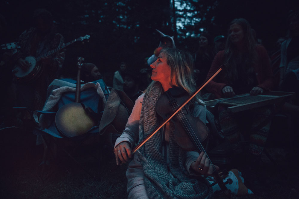 Annalisa Tornfelt, Northwest String Summit, Horning's Hideout, photo by Jessie McCall