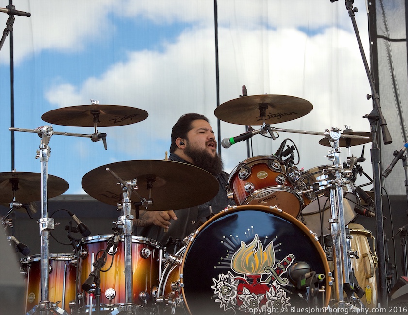 Los Lonely Boys, Clark County Fairgrounds, photo by John Alcala