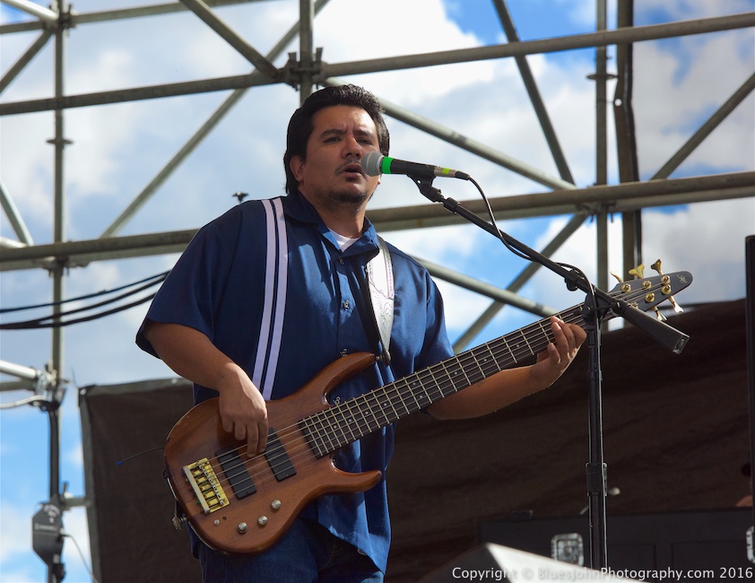 Los Lonely Boys, Clark County Fairgrounds, photo by John Alcala