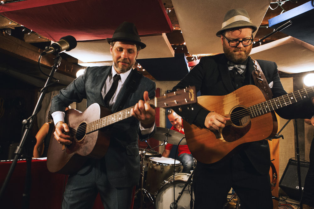 Alialujah Choir, Banana Stand Media