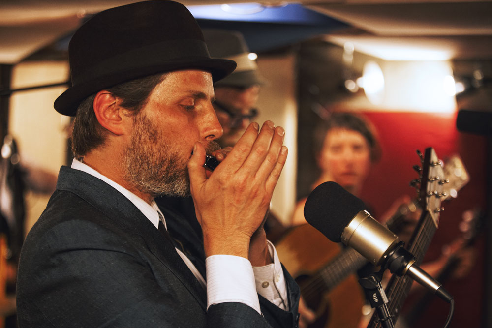 Alialujah Choir, Banana Stand Media