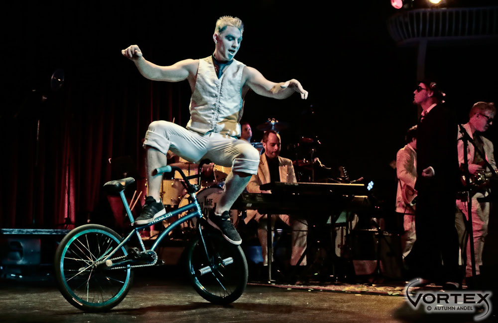 The Nowhere Band, Wanderlust Circus, Alberta Rose Theatre, photo by Autumn Andel