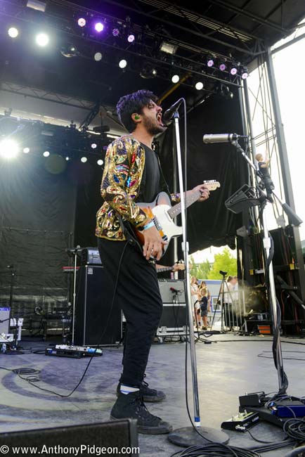 Young the Giant, 94.7 FM, photo by Anthony Pidgeon