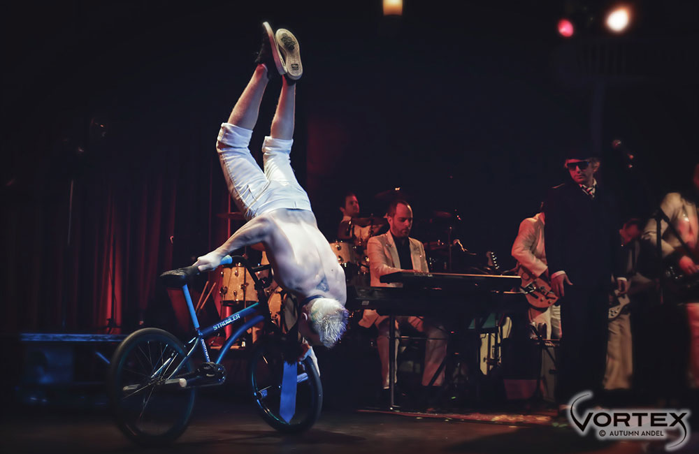 The Nowhere Band, Wanderlust Circus, Alberta Rose Theatre, photo by Autumn Andel