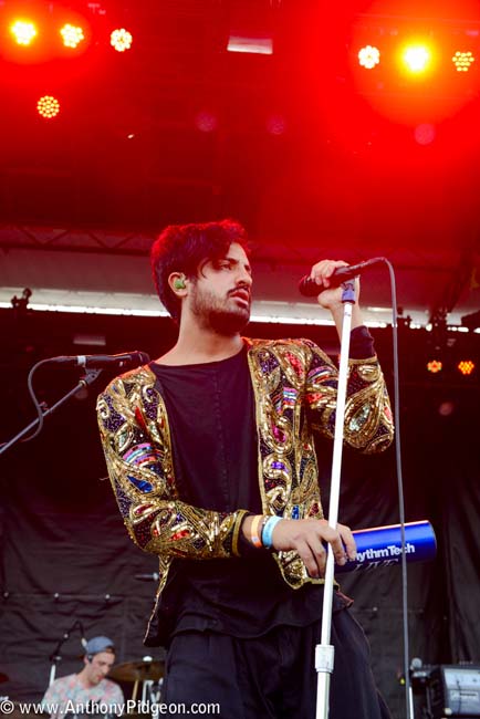 Young the Giant, 94.7 FM, photo by Anthony Pidgeon